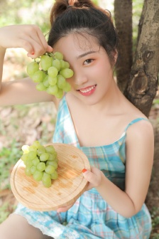 年轻的女老师电影